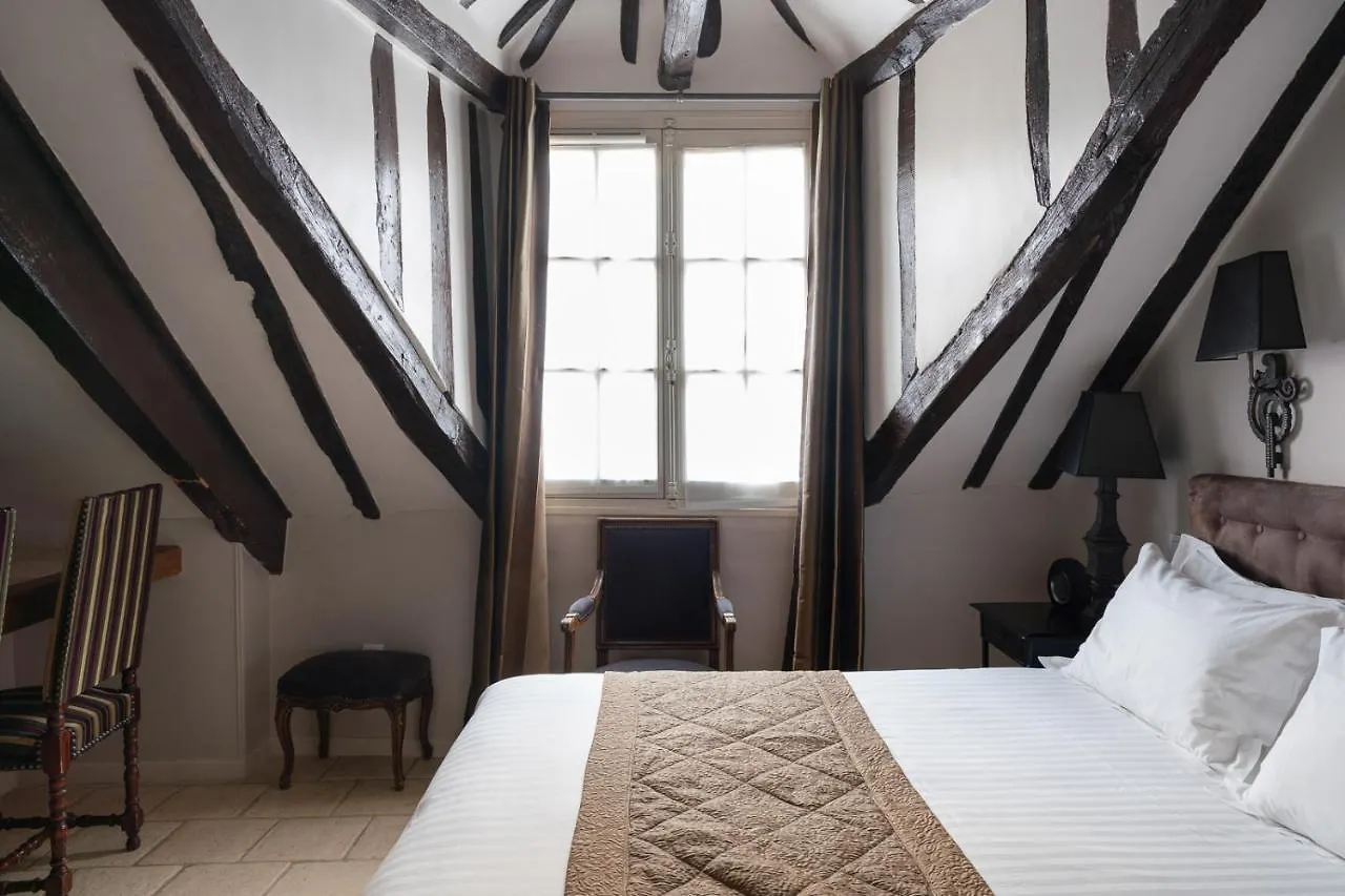 Hotel Saint-Louis Marais Paryż
