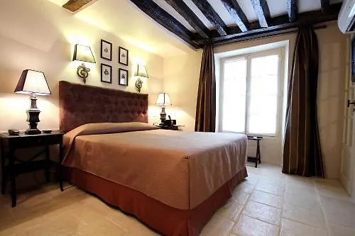 Hotel Saint-Louis Marais Paříž 3*,  Francie
