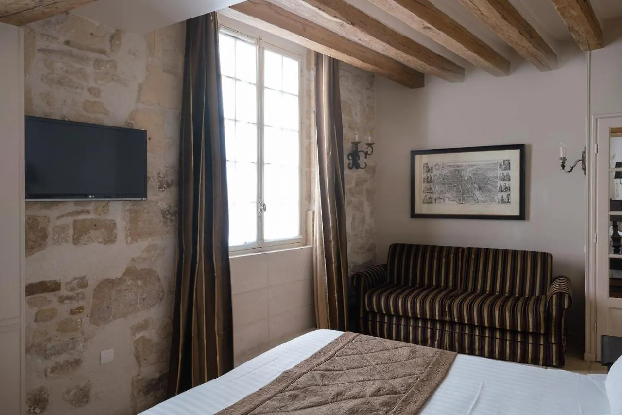 Hotel Saint-Louis Marais Paris 3*,